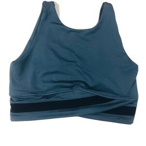 Sweaty Betty crossover crop top. EUC